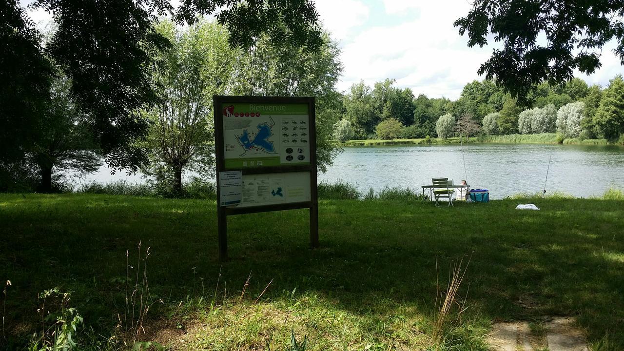 A La Vielle Halle Souppes-sur-Loing Buitenkant foto